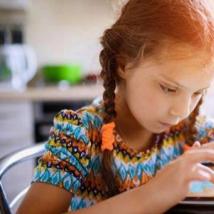 前沿科技资讯：加拿大的研究将屏幕时间与较慢的儿童发展联