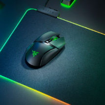 前沿科技资讯：Razer的Basilisk Ultimate鼠标具有更好的无线技术和光学开关