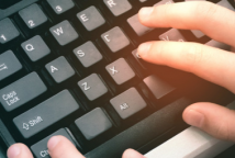 如何在Windows10中一键复制粘贴多个项目